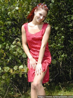 Red dress - N