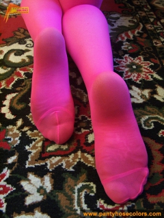 Magenta pantyhose play of blonde mom - N