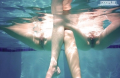 UNDERWATER LOVE - N