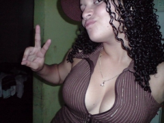 Teen de ricas tetas - N