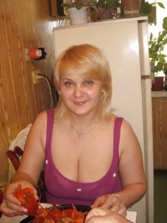 Busty Russian Woman 1033 - N