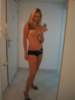 Selfshot sexy blond from russia - N