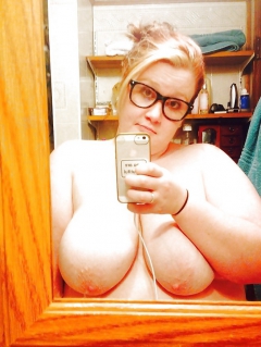 Selfie Amateur BBWs - vol 44! - N