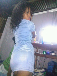 Ma belle salope et sexy Saonirina, 19ans lesbienne black - N