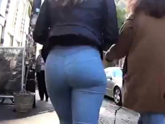sexy-walking-ass-in-tight-jeans