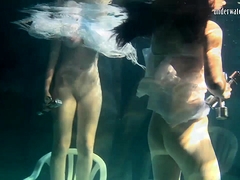 siskina-and-polcharova-are-underwater-gymnasts