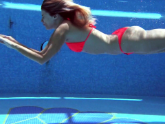 mary-kalisy-super-sexy-underwatershow
