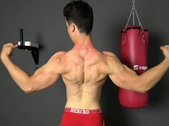 muscle-flex-casting-19