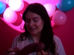 russian-brunette-busty-camgirl-masturbating-on-webcam