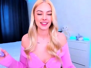 Blonde babe scarlet solo webcam