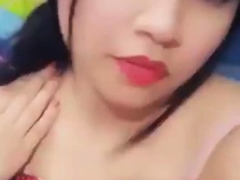 pori-moni-sister-adiba-zaman-show-boobs-to-boyfriend